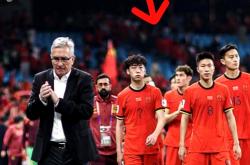 九游娱乐教练-外界传闻球队内部矛盾，球员情绪受影响