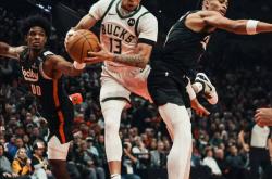 九游娱乐竞技-雄鹿大胜开拓者，继续保持领先