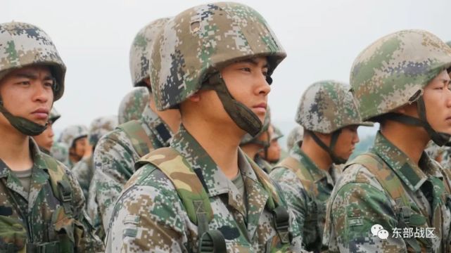 场上硝烟弥漫，球员斗志昂扬的简单介绍