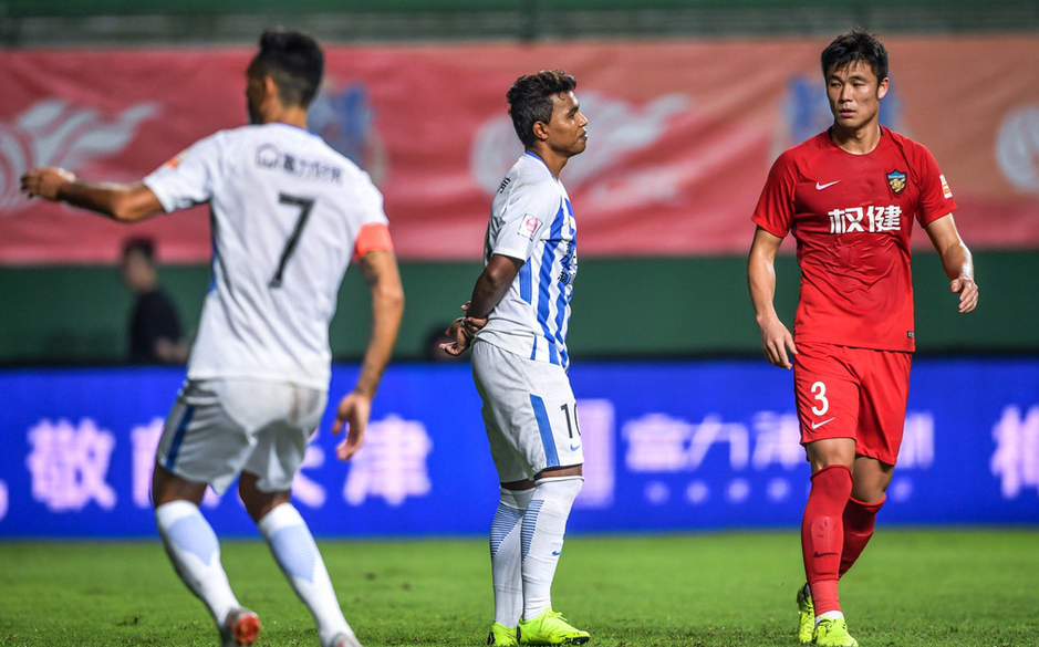 广州富力客场不敌河北华夏幸福，遗憾失利的简单介绍