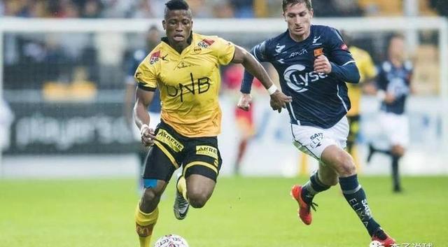 包含蒙彼利埃主场失利面临保级压力的词条