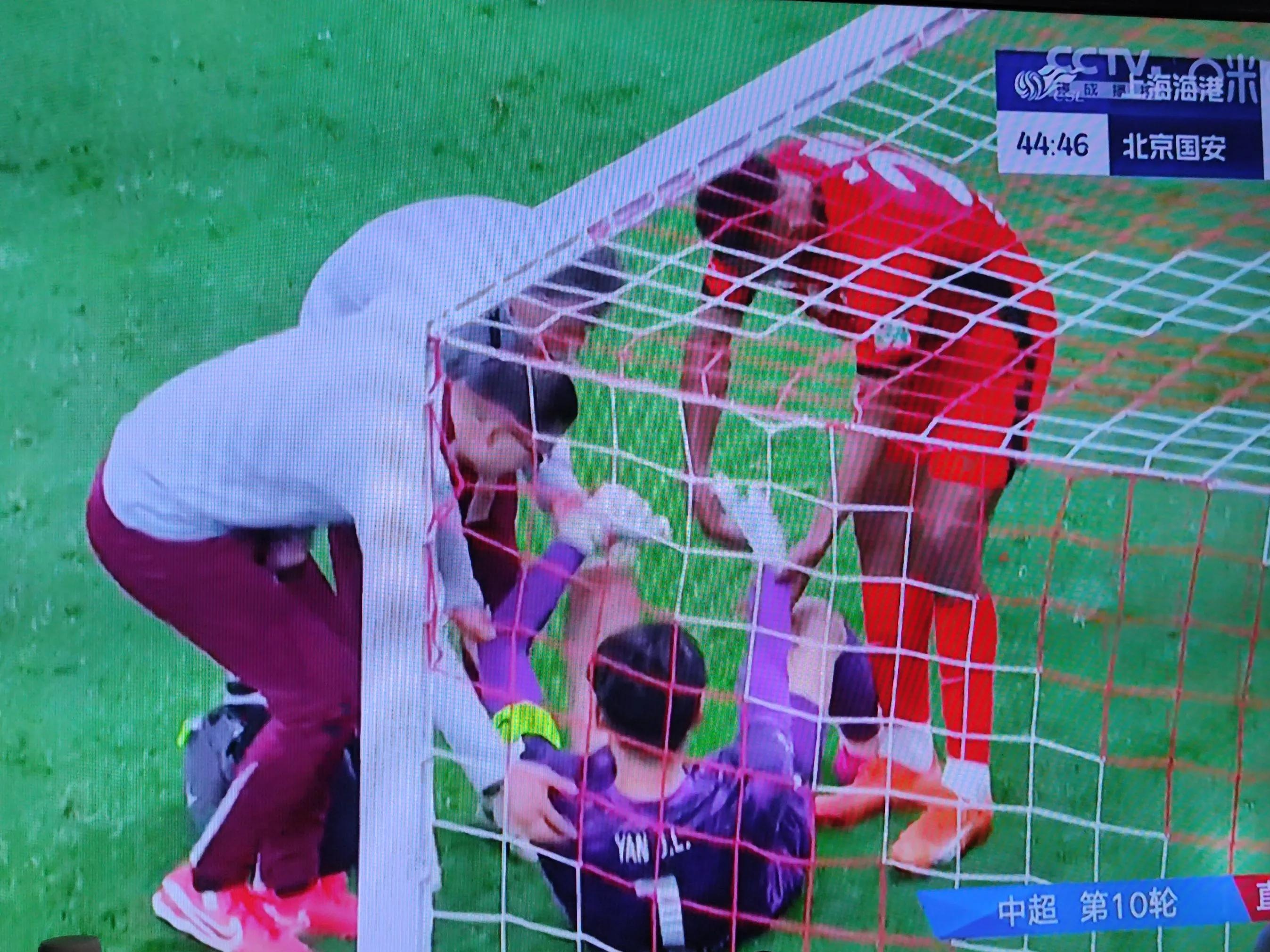 关于上港客场力克国安,取得连胜氛围的信息 关于上港客场力克国安,取得连胜氛围的信息