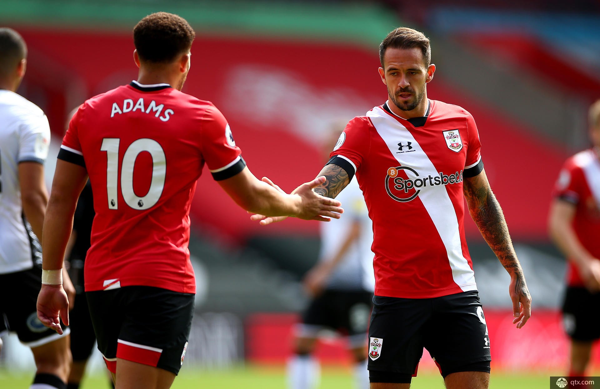 包含南安普顿主场艰难战平,积分榜位置依旧的词条 包含南安普顿主场艰难战平,积分榜位置依旧的词条