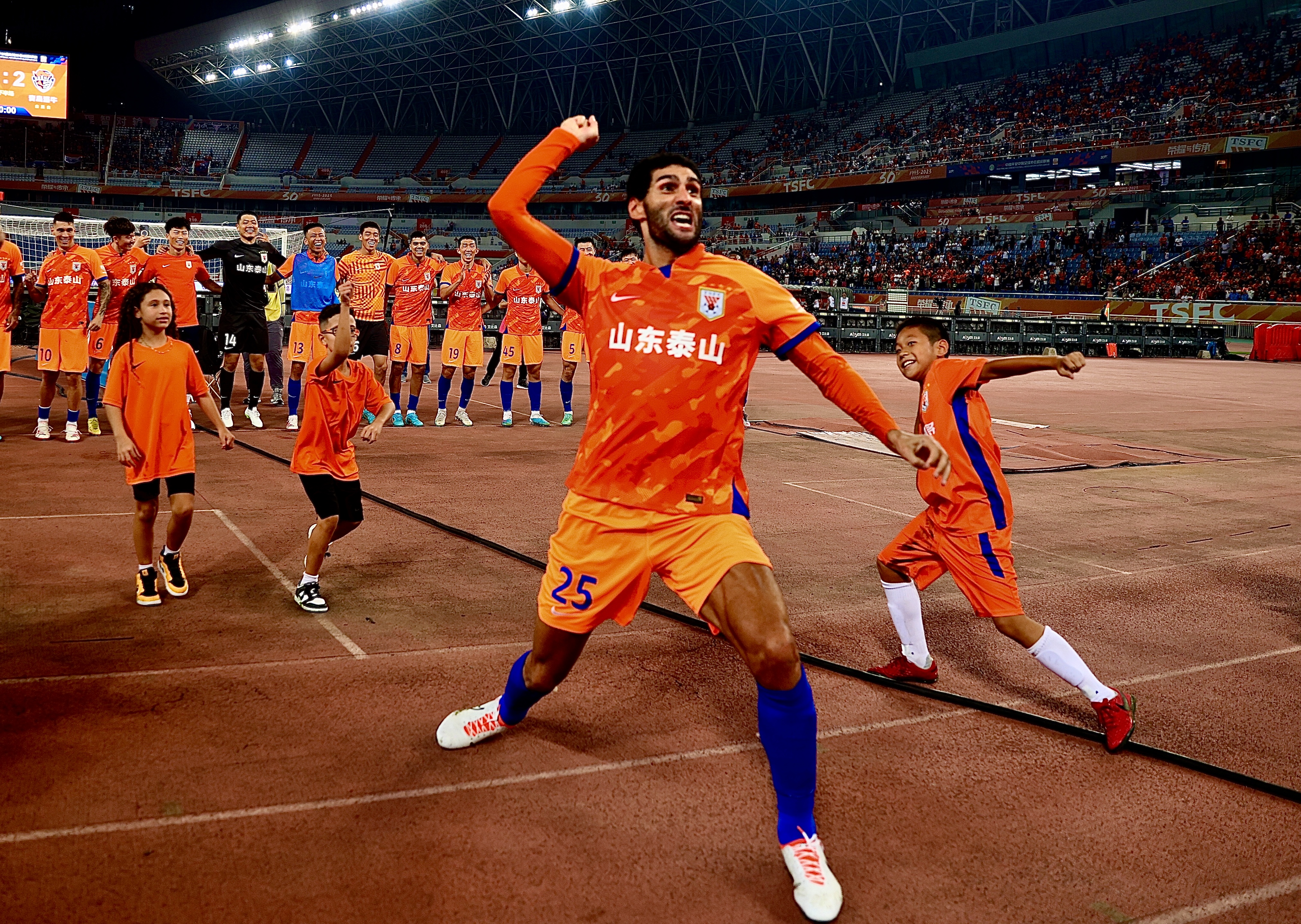 布拉格斯巴达FC队在与柏林联队对阵中失利