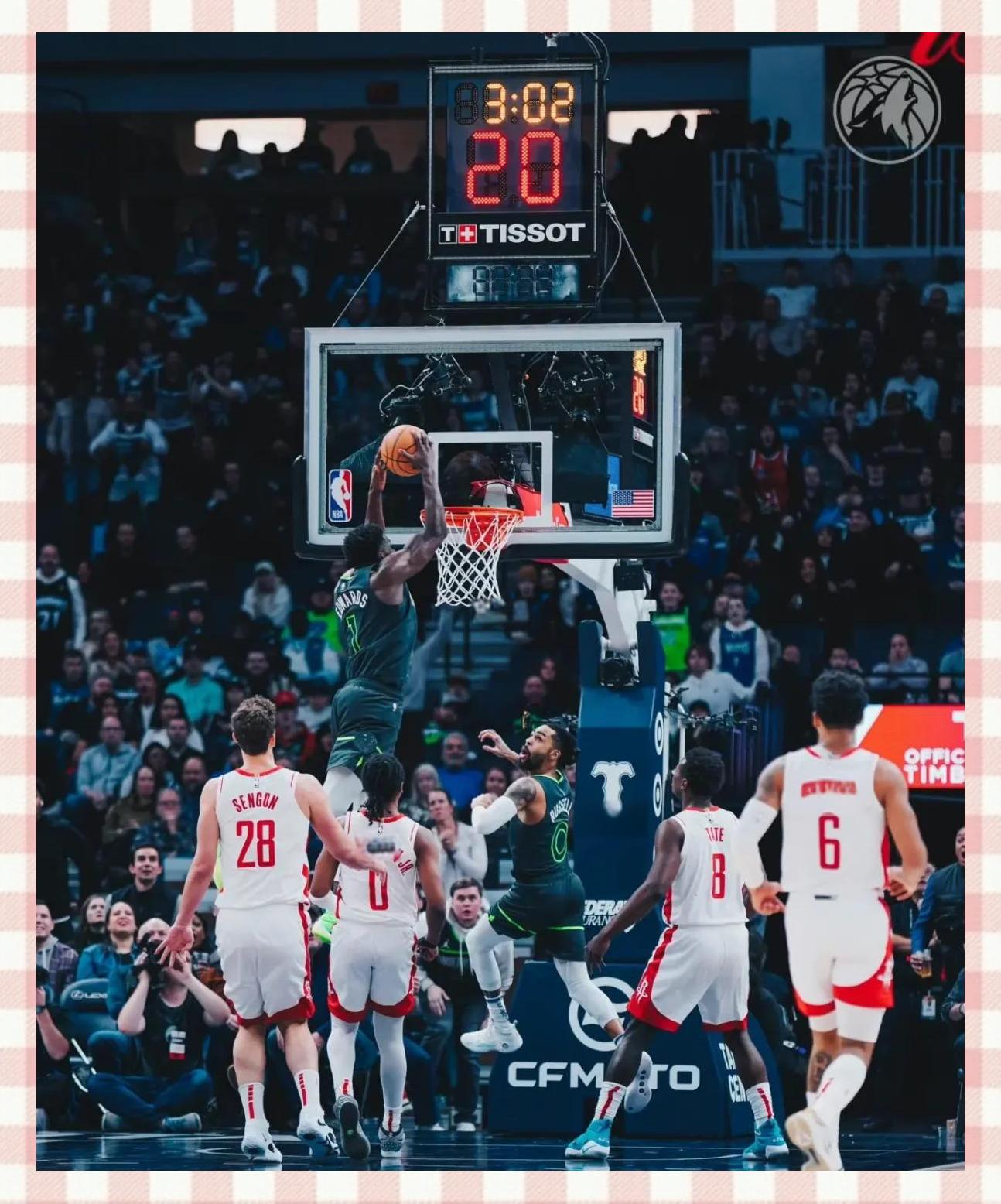 西南飞将成功逆转!球队士气大振的简单介绍 西南飞将成功逆转!球队士气大振的简单介绍