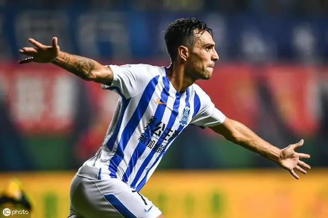 包含欧预赛第五轮：球员状态回升战术调整获成功的词条