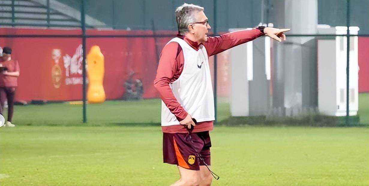 挪威运动员力挽狂澜，取得胜利