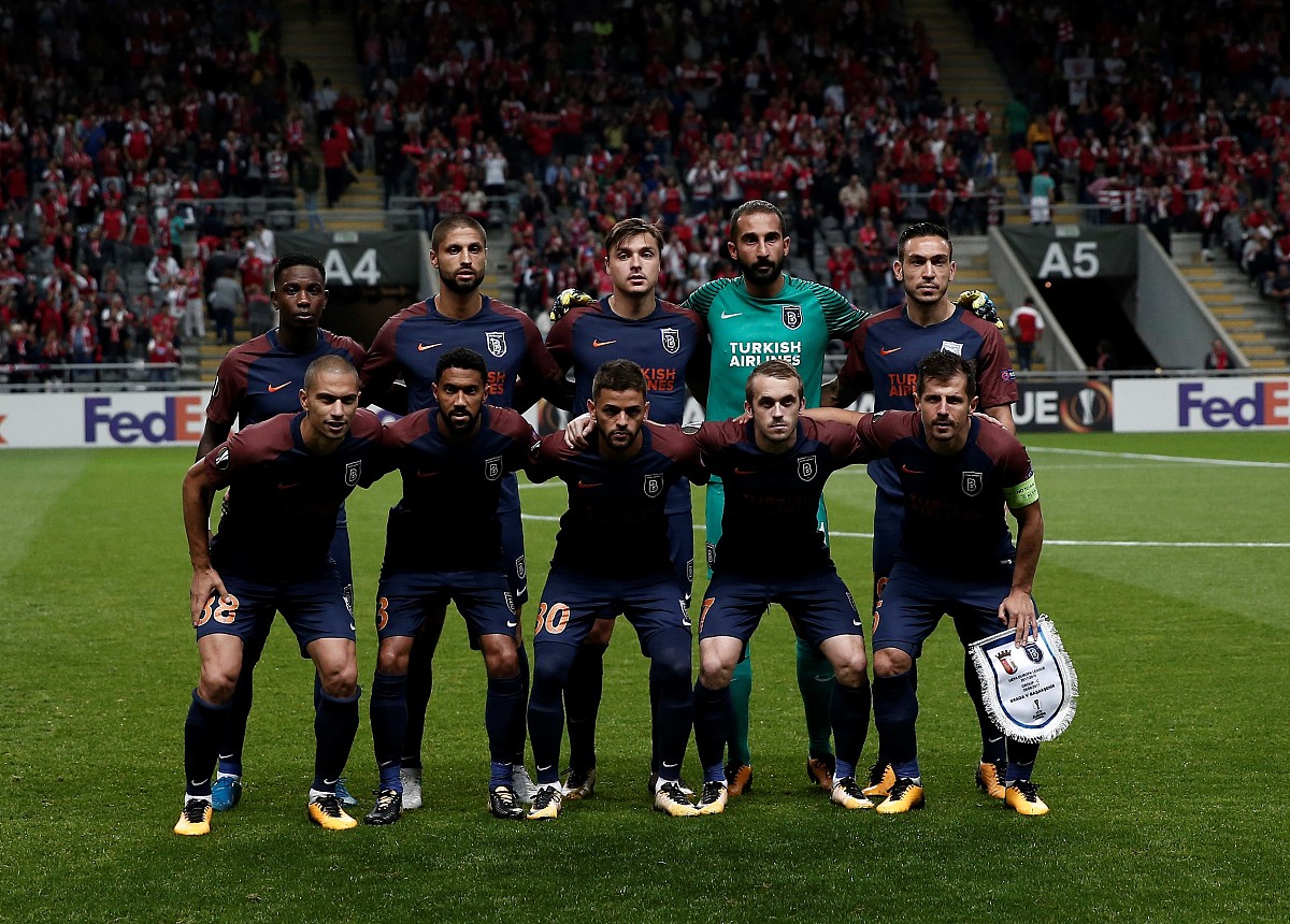 里尔主场大胜,稳固前四位置 里尔主场大胜,稳固前四位置