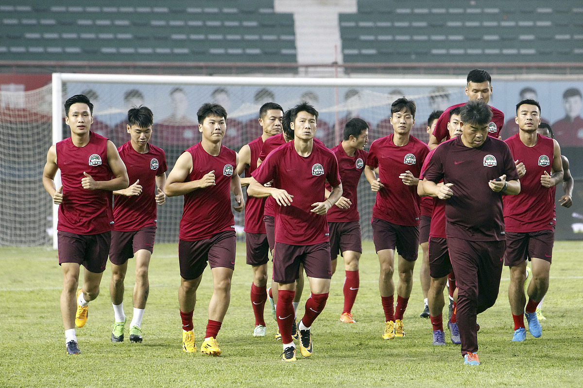 包含河南建业中场核心受伤,对球队实力造成冲击的词条 包含河南建业中场核心受伤,对球队实力造成冲击的词条