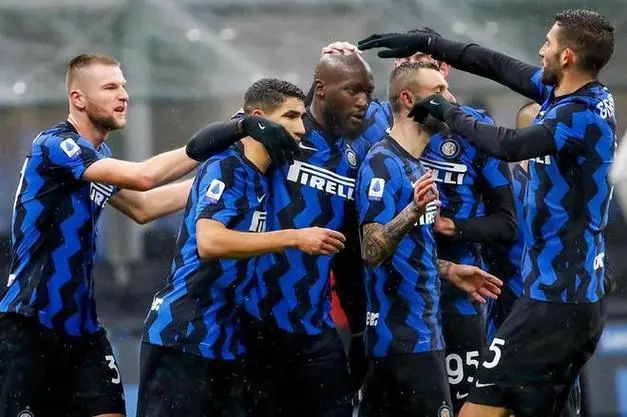 曼城锋线表现出色,有望领跑欧洲联赛 曼城锋线表现出色,有望领跑欧洲联赛