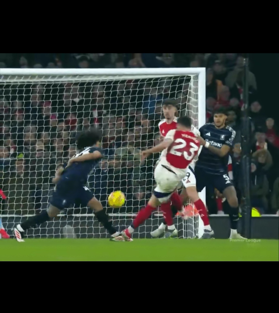 阿森纳客场击败强敌，实现逆转