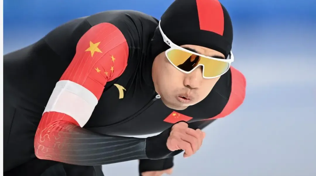 包含轮滑速滑选手突破自我,赢得观众喝彩的词条 包含轮滑速滑选手突破自我,赢得观众喝彩的词条