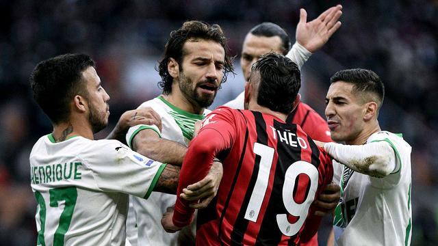 关于萨索洛客场逆转成功，惊险取胜的信息