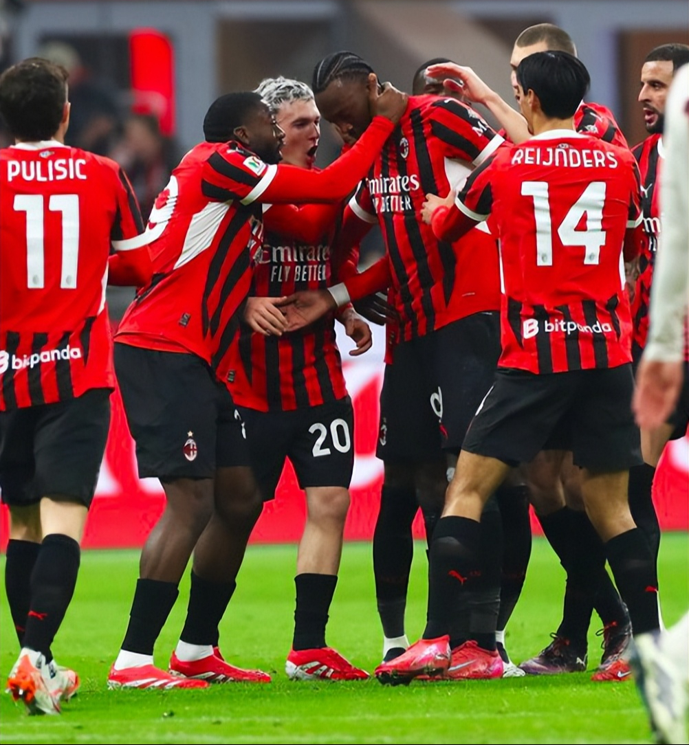 罗马队员重伤:球队前景蒙上阴影的简单介绍 罗马队员重伤:球队前景蒙上阴影的简单介绍