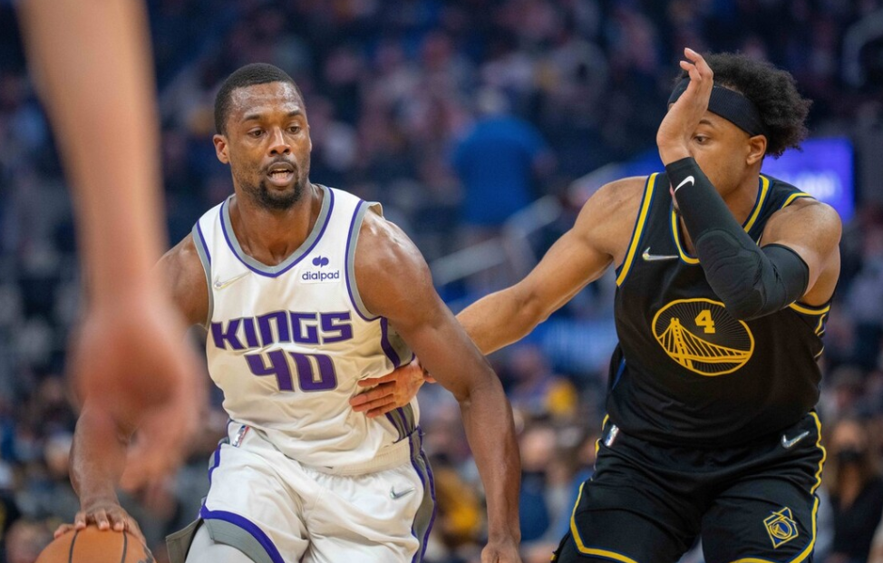 国王惨遭溃败，勇士轻取胜利的简单介绍