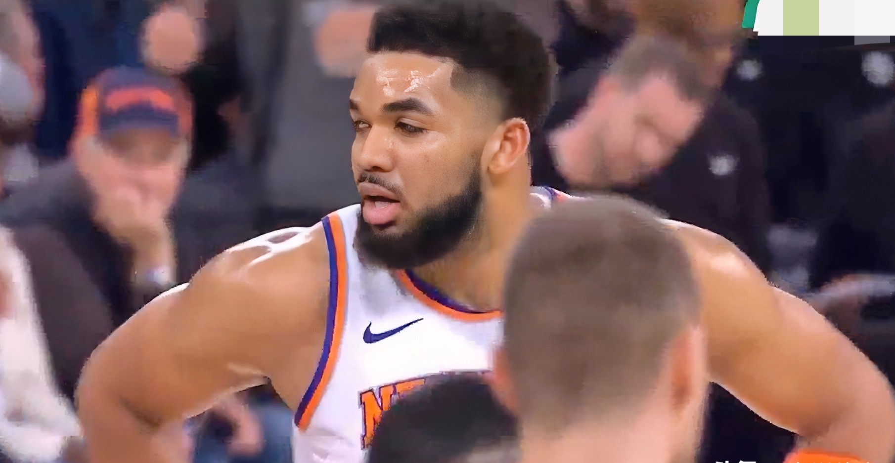 尼克斯不敌凯尔特人吞下连败