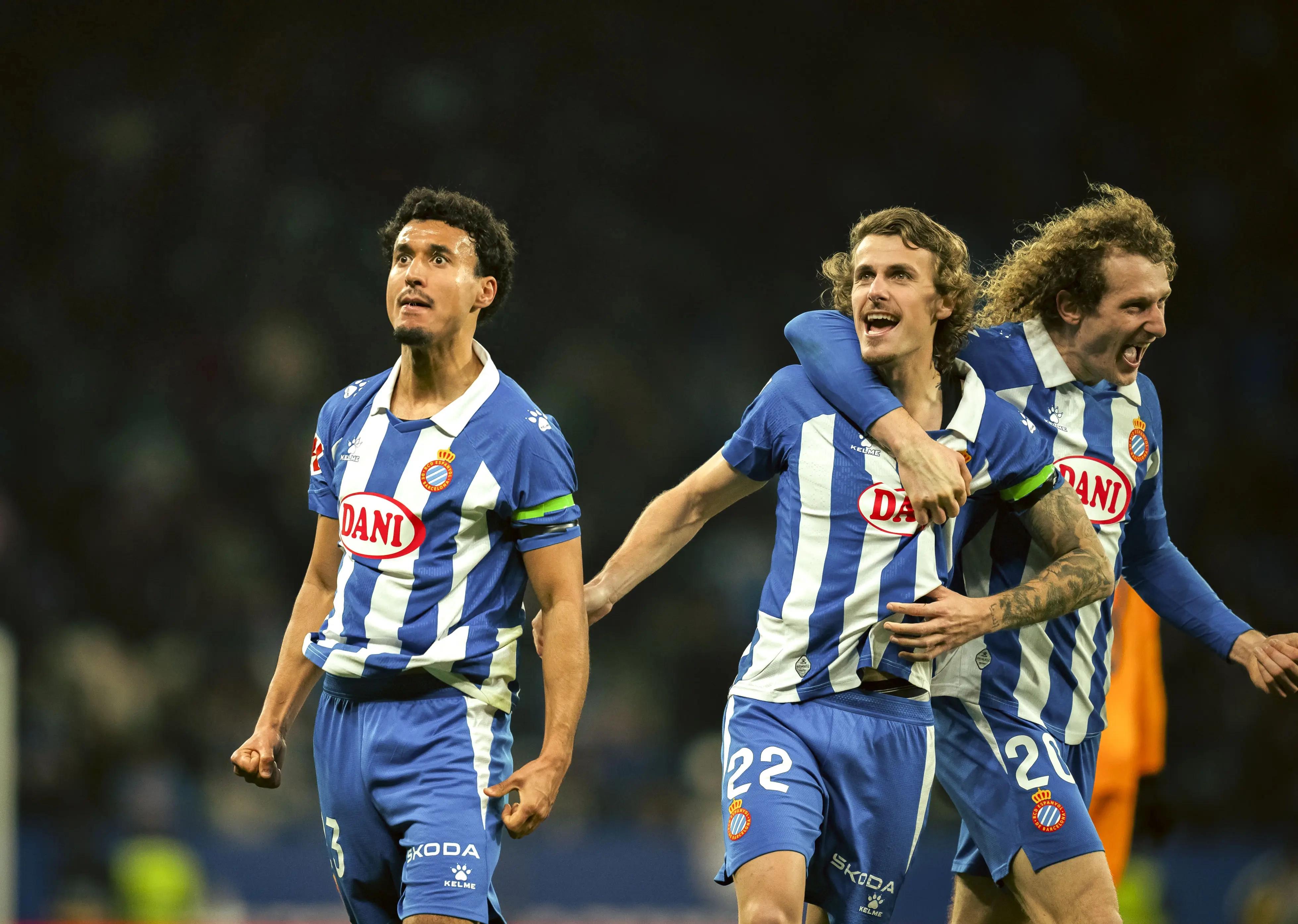 包含皇家马德里力克敌手，闯入下一阶段的词条