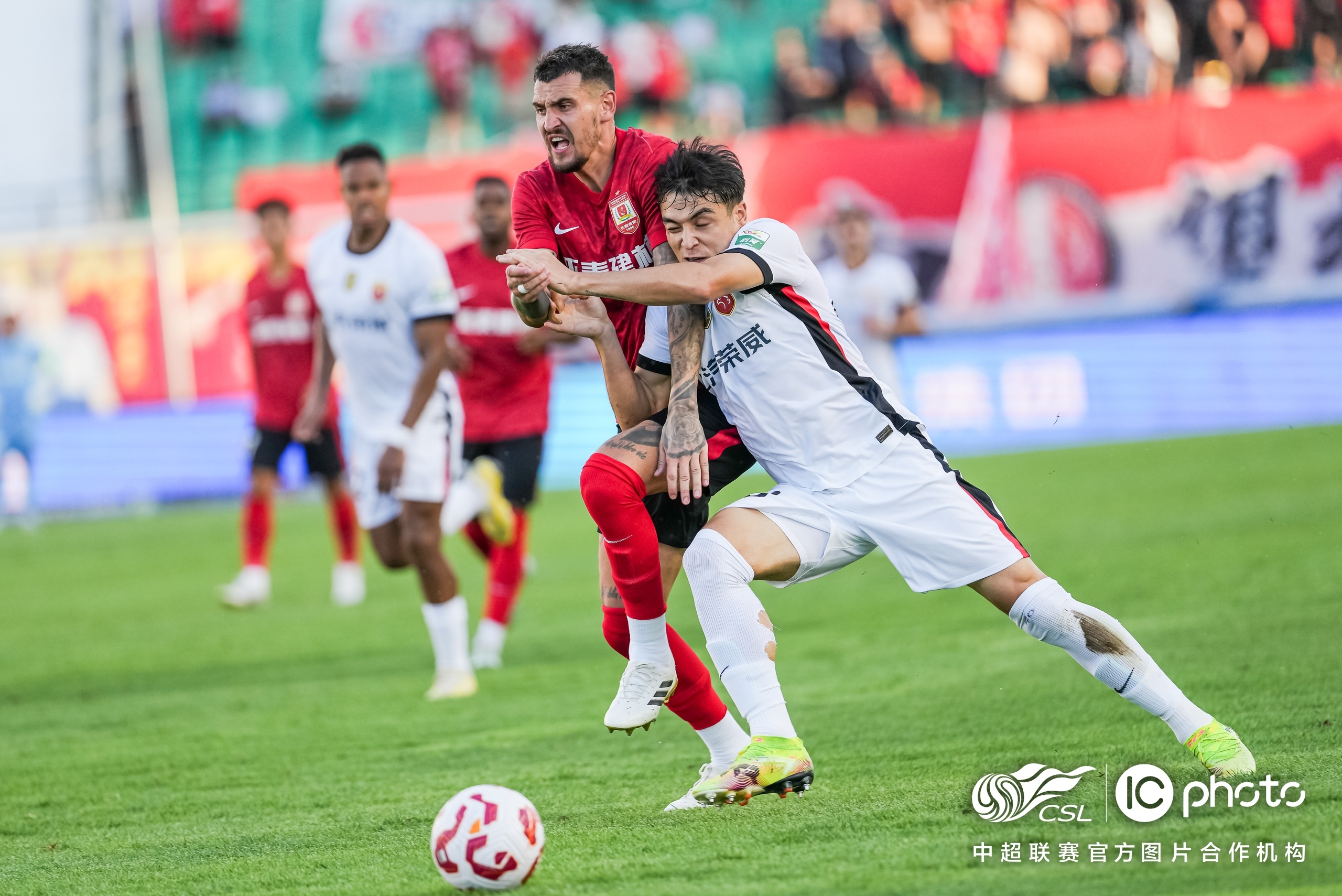 东方球队在国际比赛中逐渐崭露头角的简单介绍